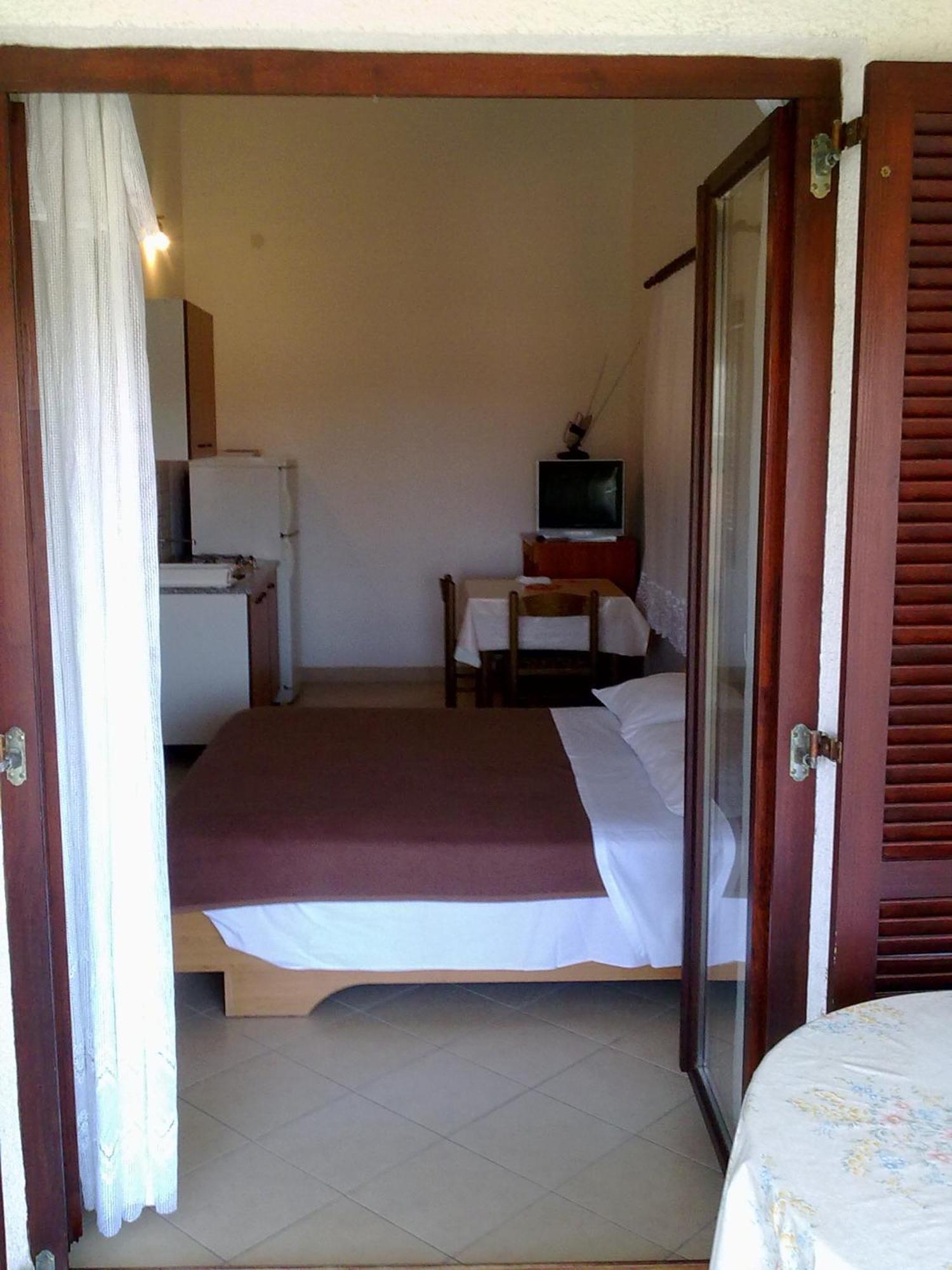 Apartmani Ždrelac Exteriör bild